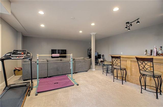 5916 Albervan Street, Shawnee, KS 66216