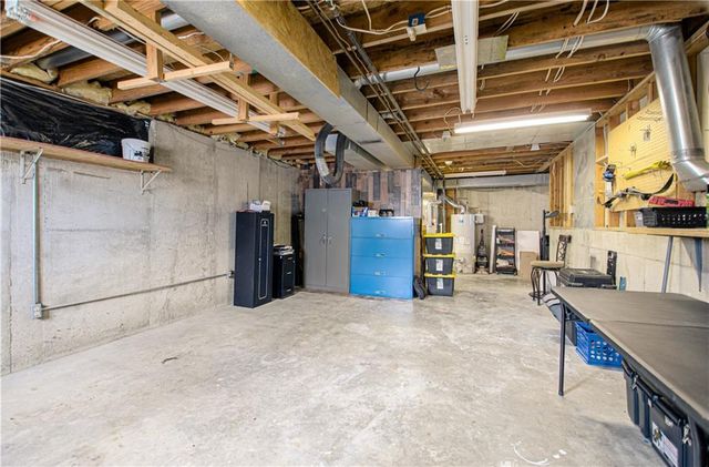 5916 Albervan Street, Shawnee, KS 66216