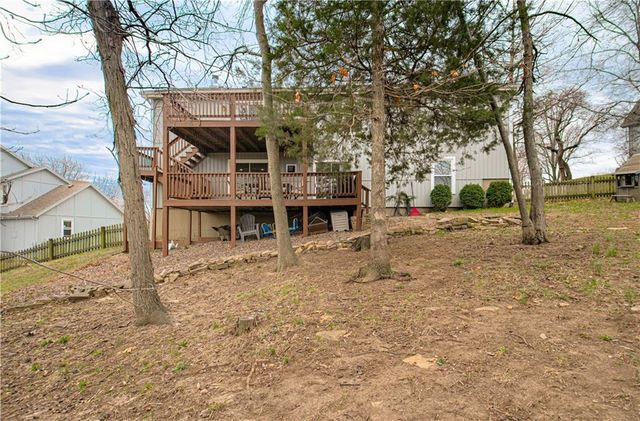 5916 Albervan Street, Shawnee, KS 66216