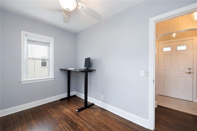 142 Cabot Road, Greece, NY 14626