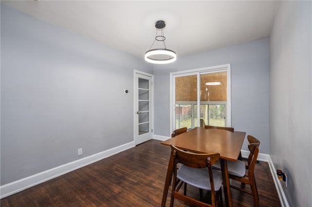 142 Cabot Road, Greece, NY 14626