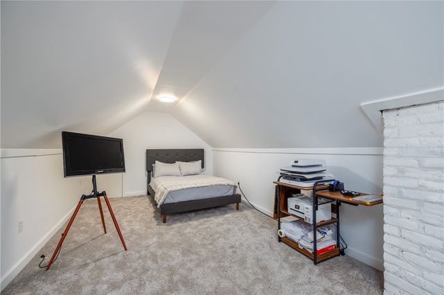 142 Cabot Road, Greece, NY 14626