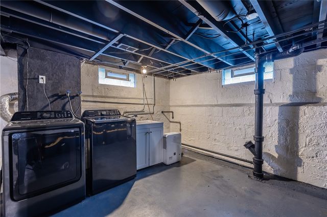 142 Cabot Road, Greece, NY 14626