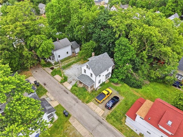 285 Sumner Court, Akron, OH 44311