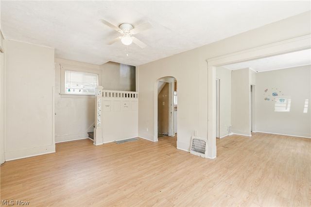 285 Sumner Court, Akron, OH 44311