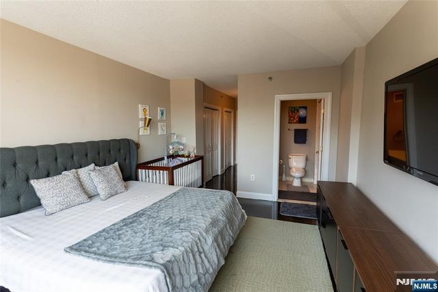 415 Newark Street 5A, Hoboken, NJ 07030
