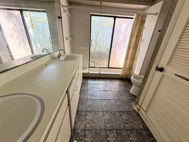 8802 NW 6TH PLACE, Gainesville, FL 32607