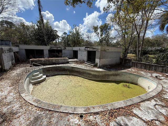 8802 NW 6TH PLACE, Gainesville, FL 32607