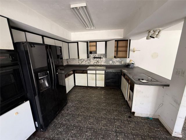 8802 NW 6TH PLACE, Gainesville, FL 32607