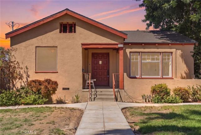 3209 Brockton Avenue, Riverside, CA 92501