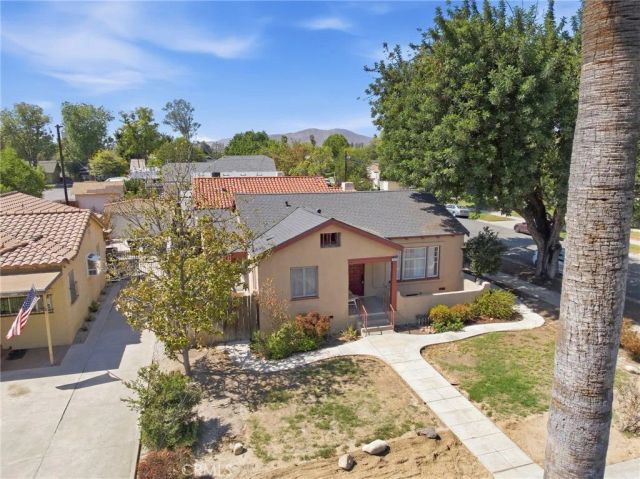 3209 Brockton Avenue, Riverside, CA 92501