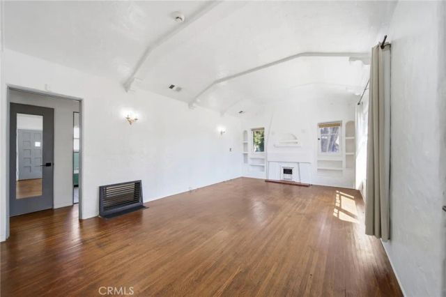3209 Brockton Avenue, Riverside, CA 92501