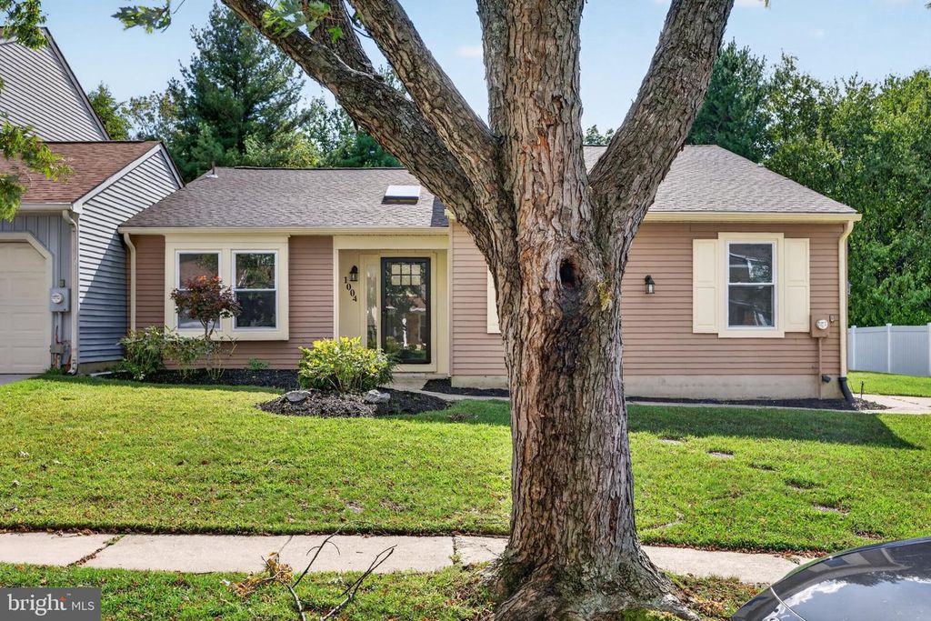 1004 JONATHAN LN, MARLTON, NJ 08053 — exterior