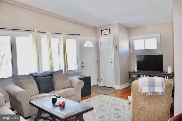 279 DIMARCO DR, Philadelphia, PA 19154