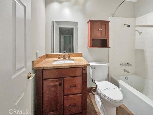 5540 Royal Hill, Riverside, CA 92506