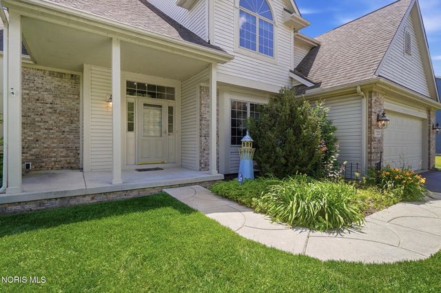 7223 Hunters Chase, Maumee, OH 43537
