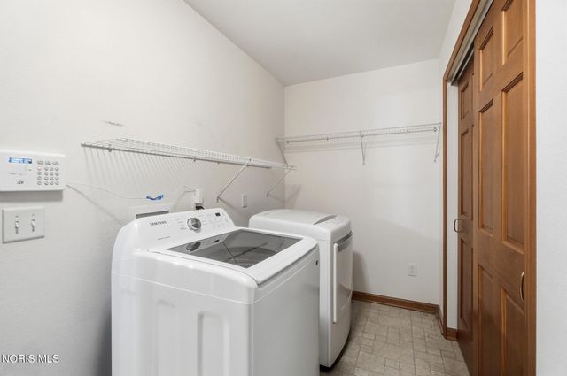 7223 Hunters Chase, Maumee, OH 43537