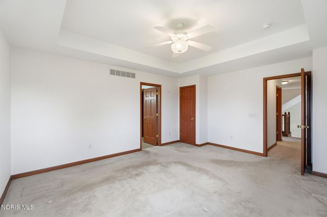 7223 Hunters Chase, Maumee, OH 43537