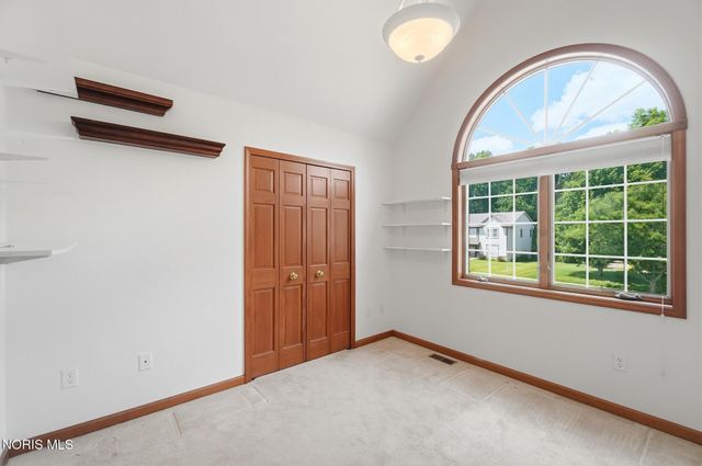 7223 Hunters Chase, Maumee, OH 43537