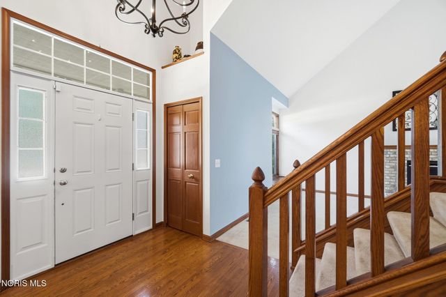 7223 Hunters Chase, Maumee, OH 43537