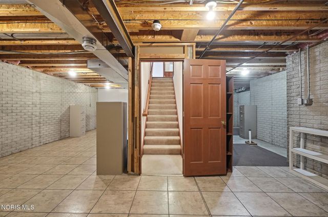 7223 Hunters Chase, Maumee, OH 43537
