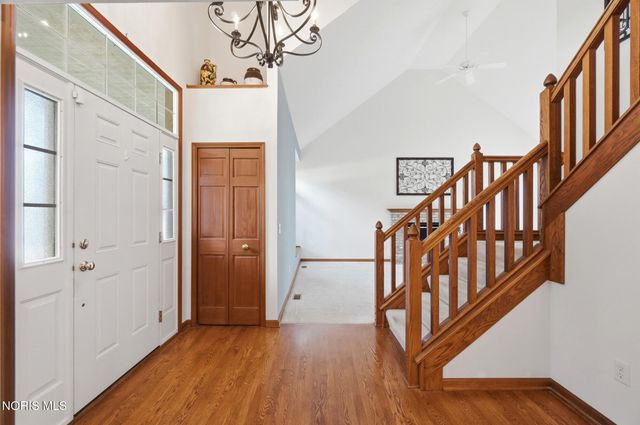 7223 Hunters Chase, Maumee, OH 43537