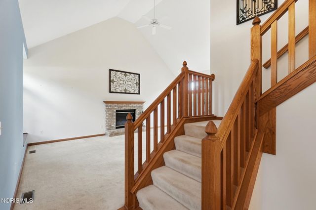 7223 Hunters Chase, Maumee, OH 43537