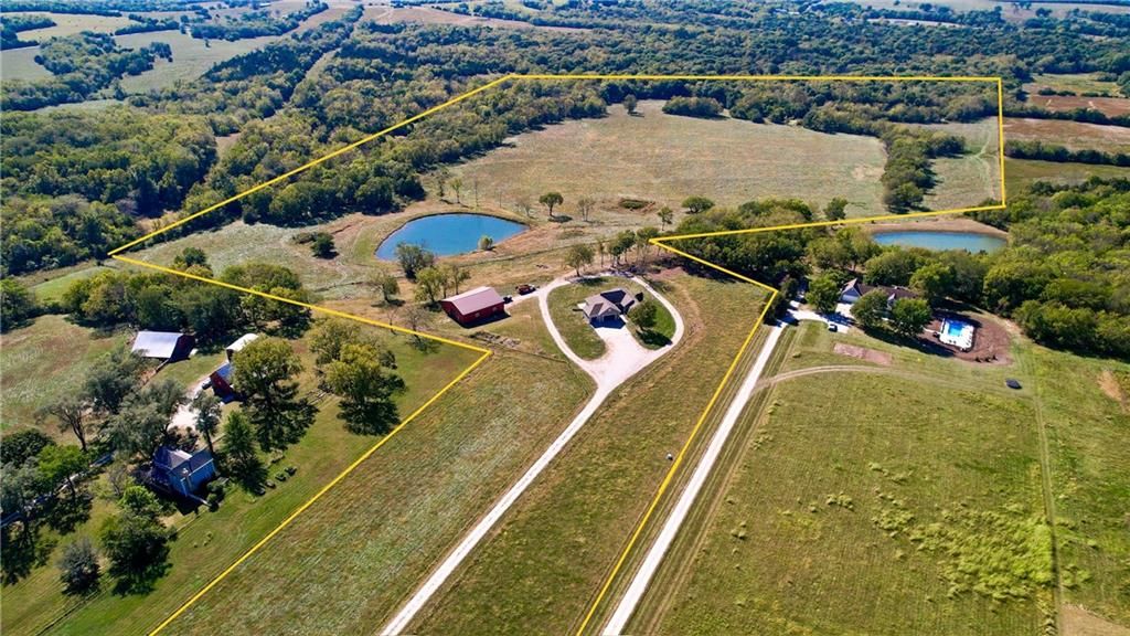 29772 Spring Valley Road, Louisburg, KS 66053
