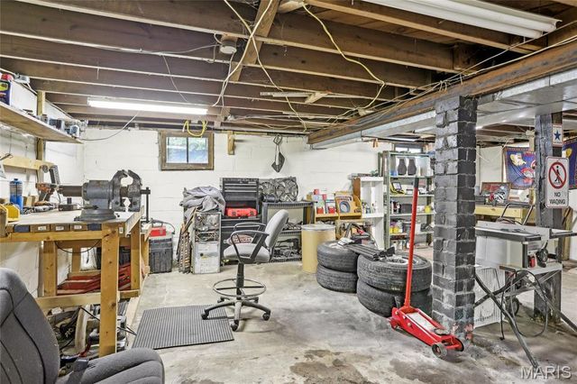 3710 Aberdeen Avenue, Alton, IL 62002