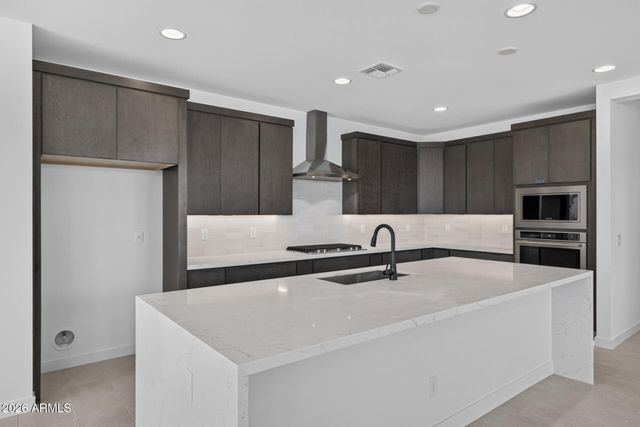 10245 E UNITY Avenue, Mesa, AZ 85212