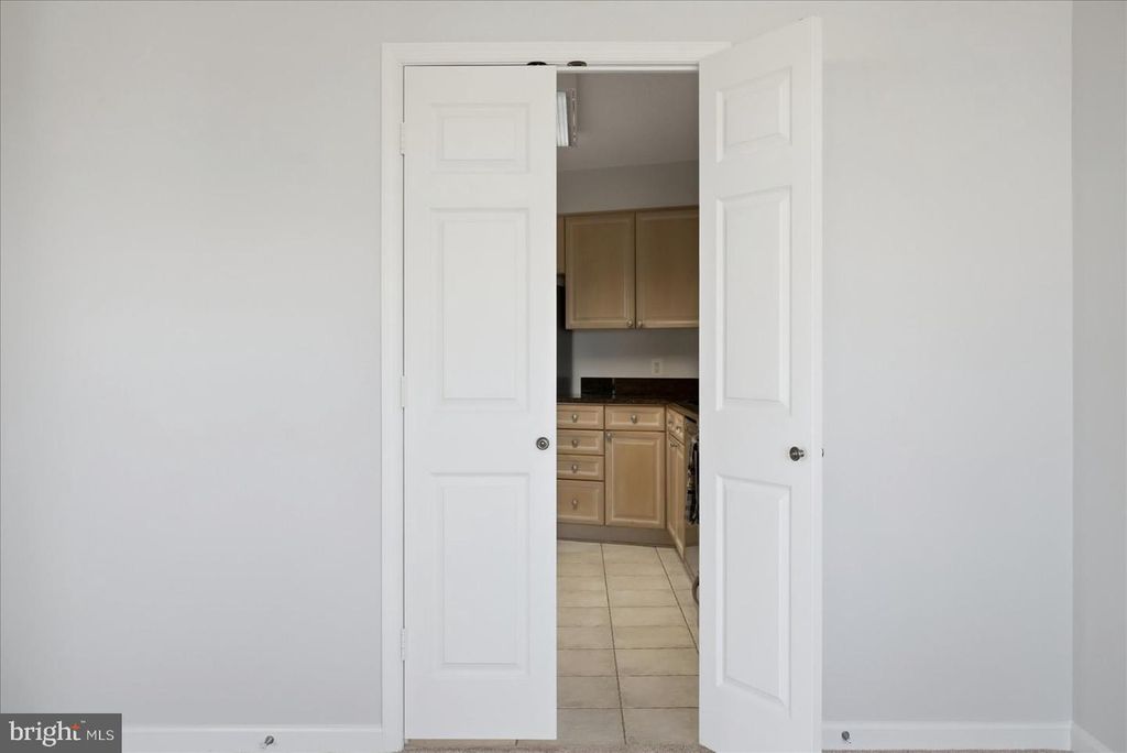 Image 26 of property listing at 19385 CYPRESS RIDGE TER #514, Leesburg, VA 20176