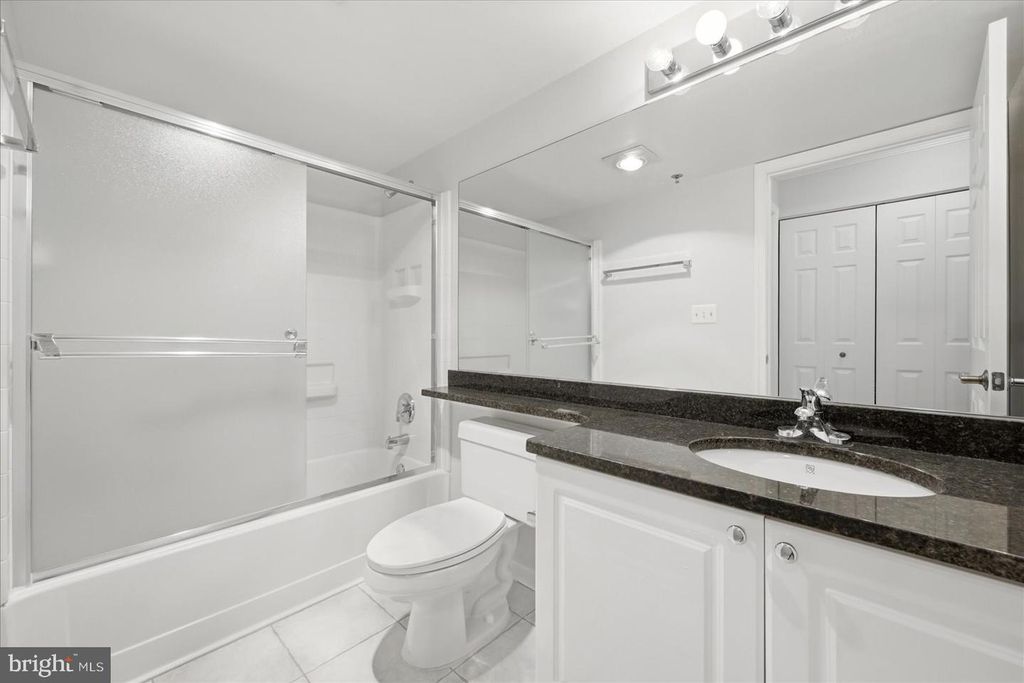 Image 44 of property listing at 19385 CYPRESS RIDGE TER #514, Leesburg, VA 20176