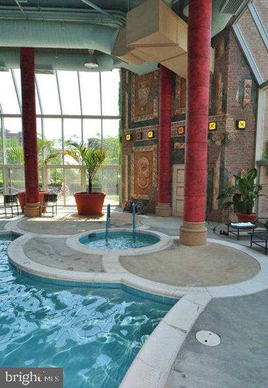 Image 53 of property listing at 19385 CYPRESS RIDGE TER #514, Leesburg, VA 20176