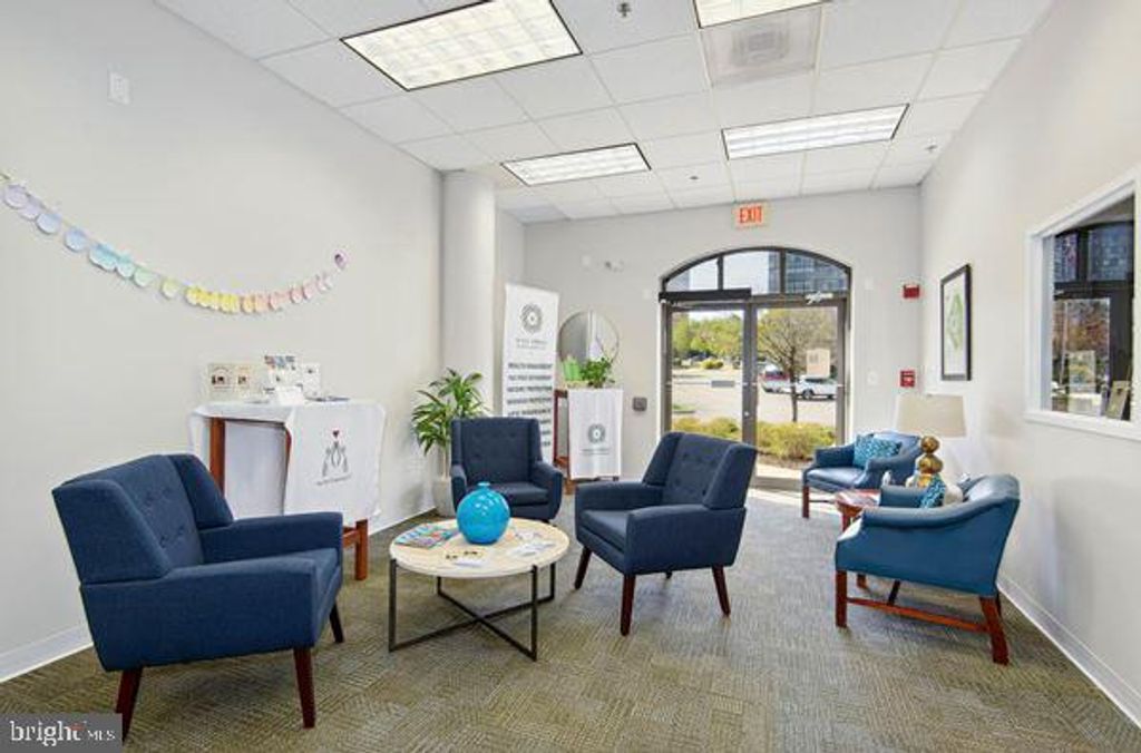Image 62 of property listing at 19385 CYPRESS RIDGE TER #514, Leesburg, VA 20176