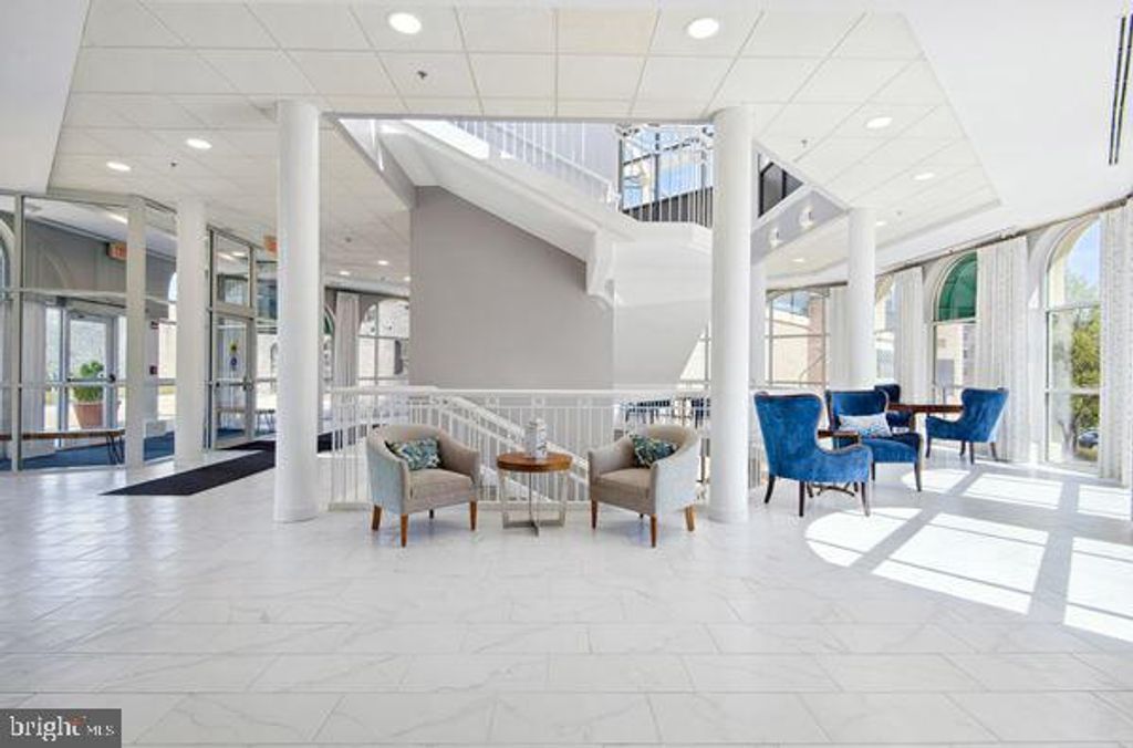 Image 74 of property listing at 19385 CYPRESS RIDGE TER #514, Leesburg, VA 20176