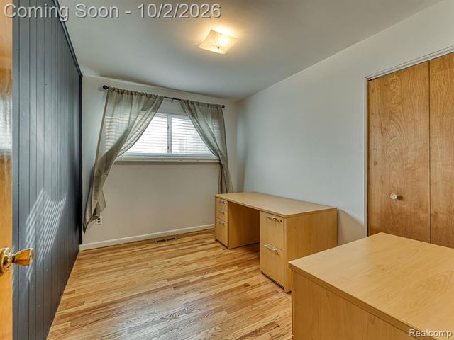 7275 Katherine Street, Taylor, MI 48180