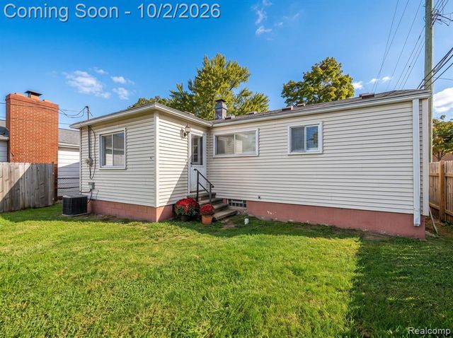 7275 Katherine Street, Taylor, MI 48180