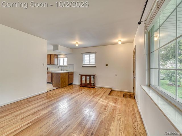 7275 Katherine Street, Taylor, MI 48180