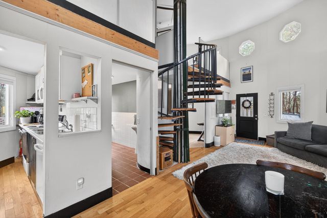 19 Old Bridge Road, Truro, MA 02666