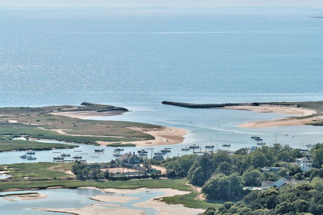 19 Old Bridge Road, Truro, MA 02666