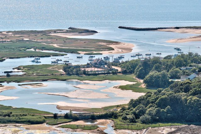 19 Old Bridge Road, Truro, MA 02666