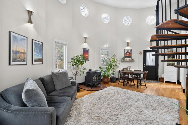 19 Old Bridge Road, Truro, MA 02666