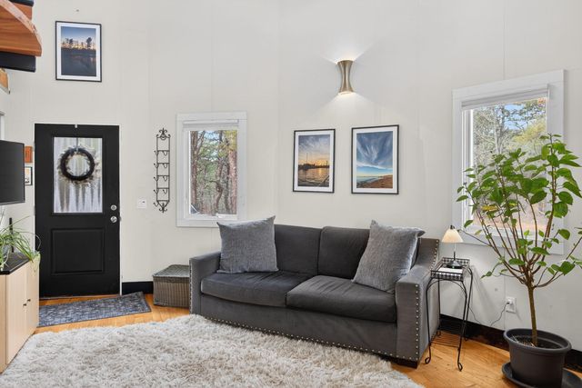 19 Old Bridge Road, Truro, MA 02666