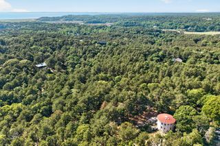 19 Old Bridge Road, Truro, MA 02666