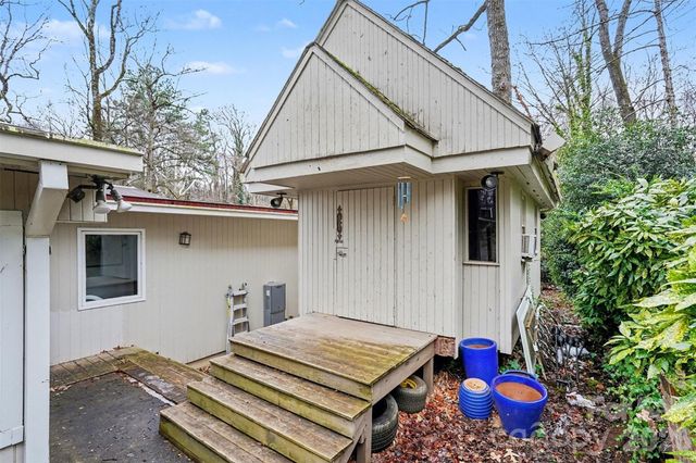 440 Bubbling Well Road, Matthews, NC 28105