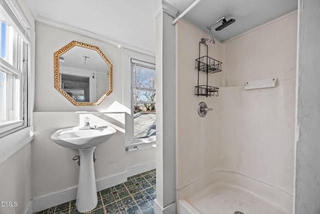 306 N Maple Street, Graham, NC 27253