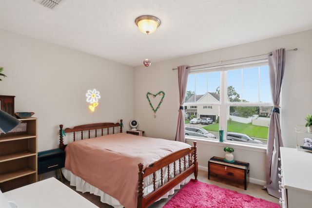 806 Silverhill Dr, Murfreesboro, TN 37129