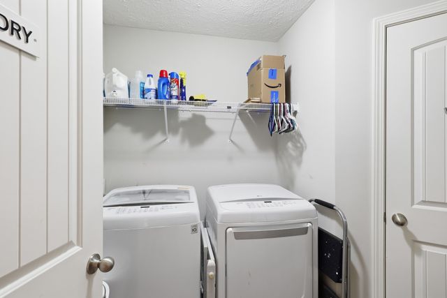 806 Silverhill Dr, Murfreesboro, TN 37129