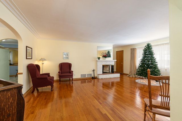 2313 S Clay Avenue, Springfield, MO 65807