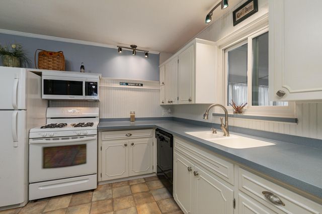 2313 S Clay Avenue, Springfield, MO 65807